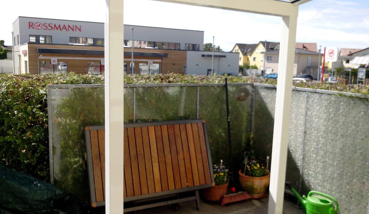überdachte Terrasse